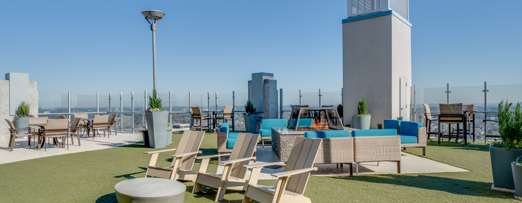 rooftop amenities with firepit